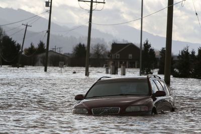Kanada Dilanda Banjir Besar, Puluhan Ribu Orang Tanpa Listrik