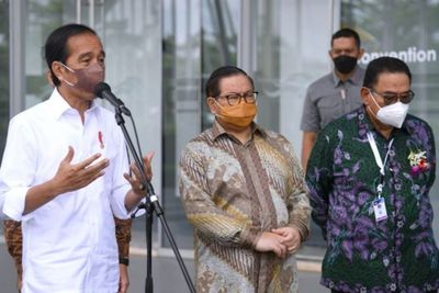 Presiden Jokowi Dorong Pembangunan Ekosistem Mobil Listrik