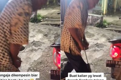 Bikin Terenyuh, Wanita Ini Sengaja Kempeskan Ban Motor Demi Bantu Kakek Tukang Tambal Ban