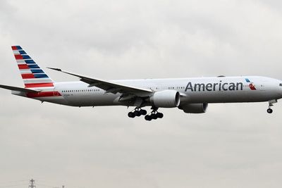Jelang Liburan, American Airlines akan Berikan Insentif Hingga 300% untuk Karyawannya!