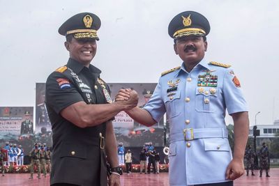 Upacara Serah Terima Jabatan Panglima TNI, Ini Foto-fotonya