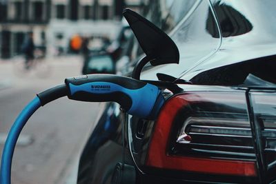 Survei: 66% Orang Mengira Mobil Listrik Masih Pakai Mesin Berbahan Bakar Bensin!