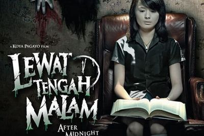 Sinopsis Lewat Tengah Malam Yang Bisa Menghantui Malammu