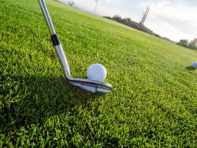 Top 5 Rekomendasi Stick Golf dengan Kualitas Terbaik tapi Ramah Kantong