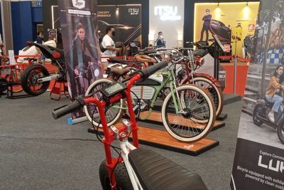 Yuks, Jajal Motor Listrik Yang Unik-unik Di Event Test Ride GIIAS