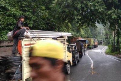 Material Longsor Sudah Dibersihkan, Akses Jalan Medan-Berastagi Kembali Dibuka