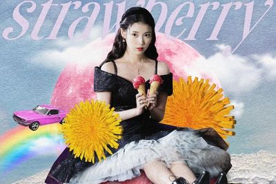 IU Sabet Trofi Keempat untuk Single Strawberry Moon di Inkigayo