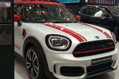 GIIAS 2021 Berhasil Menjadi Magnet Berbagai Usia Pengunjung