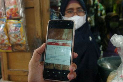 Kasus Aktif Turun, PPKM Luar Jawa-Bali Tetap Diperpanjang Dua Pekan Hingga 6 Desember