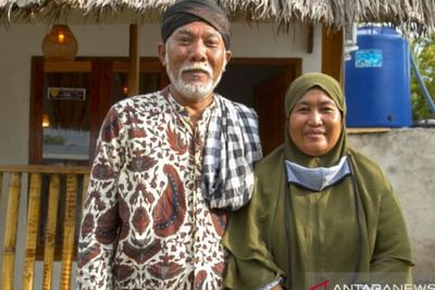 Dapat Bantuan Bangun Rumah Wisata, Warga Lombok Kirim Salam Sayang ke Presiden