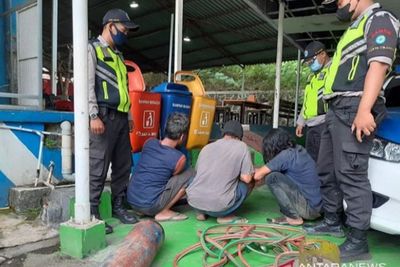 Polisi Tangkap Pencuri Besi Proyek Kereta Cepat, Mantan Karyawan Terlibat