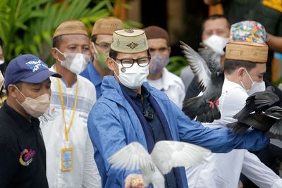 Sandiaga: PPKM Level 3 Tak Larang Aktivitas Usaha