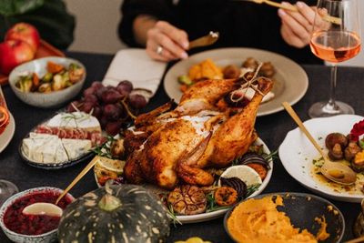 Makan Terlalu Banyak, Pria di China Di-blacklist dari Restoran All You Can Eat