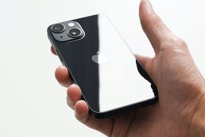 Apple Disebut Pakai Modem 5G Buatan Sendiri di iPhone 2023, Tinggalkan Qualcomm?