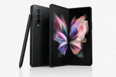Samsung Galaxy Z Fold3 Raih Skor DXOMark 124, Sedikit Lebih Baik dari iPhone 12!