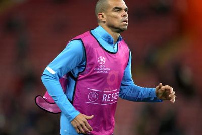 Dikenal sebagai Bek Barbar, Rupanya Pepe Punya Sisi Lembut yang Belum Diketahui Orang