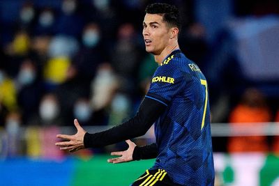 Bela Ronaldo dari Pengkritik, Figo: Dia Pemain Terbaik di Dunia