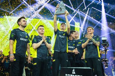 Natus Vincere Juarai BLAST Premier Fall Final Setelah Kalahkan Vitality 2-1!