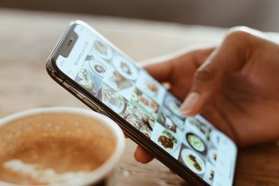 Pemerintah China Larang Selebriti dan Influencer Pamer Kekayaan di Medsos, Ini Alasannya