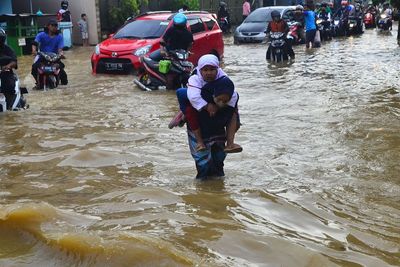 Banjir Akibat Tanggul Sungai Jebol di Kudus, Berikut Foto-fotonya