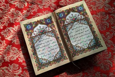 Bacaan Surat Al-Fatihah Latin Beserta Arti dan Keutamaannya