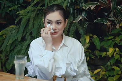 Rumah Tangganya Kandas, Celine Evangelista Menangis Beberkan Kelakuan Stefan William