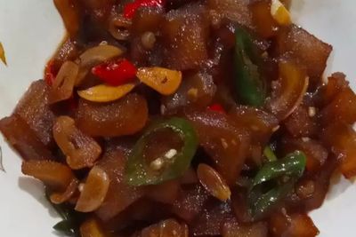 Siapa Nih Yang Mau Buat Oseng Kikil Kecap? Ini Loh Resepnya!
