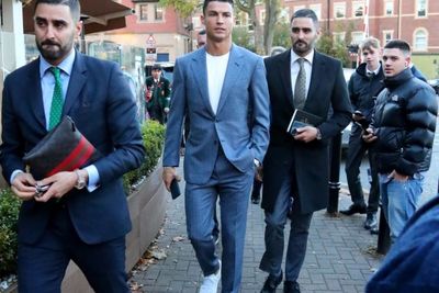 Diduga Bekerja Secara Ilegal, Bodyguard Kembar Ronaldo Diselidiki