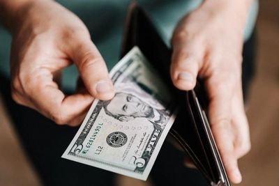 Ini Zodiak yang Mandiri Secara Finansial, Gak Bergantung pada Orang Lain