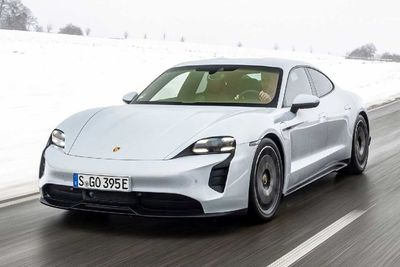 Porsche Recall 35 Unit Mobil Listrik Taycan Gara-gara Ada Baut yang Longgar