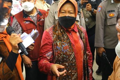 Penyandang Tunarungu Dipaksa Risma Bicara, Gus Nadir: Ibu Itu Menteri Bukan Terapis