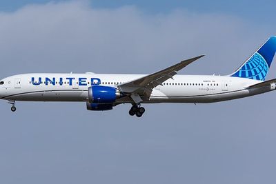 Per 5 Maret, United Airlines akan Kembali Terbang ke Skotlandia