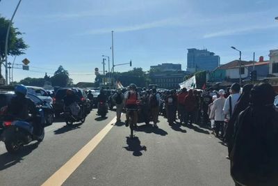 Tak Diberi Izin, Massa Reuni 212 Dibubarkan dengan Mobil Raisa