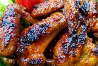 Sekarang Ini Kita Buat Sayap Ayam Panggang Bumbu Kecap Pedas Yuk