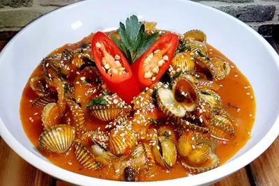 Cara Membuat Kerang Dara Saus Padang di Rumah