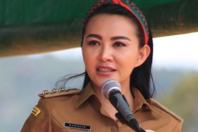 Mengenal Bupati Cantik Landak Karolin Margret yang Pernah Diam-diam Nikahi Perwira Polisi