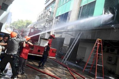 Usut Penyebab Kebakaran Gedung Cyber Jakarta, 4 Orang Diperiksa Polisi