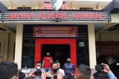 Kapolri Respons Soal Info Polisi Terlibat Kasus Kematian Mahasiswi di Makam Ayahnya