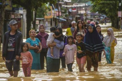 Sudah 2 Pekan Banjir di Asahan Belum Surut, Warga Mulai Alami Demam Hingga Diare