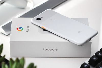 Setelah Smartphone, Kini Google Juga Bakal Rilis Smartwatch Buatannya Sendiri