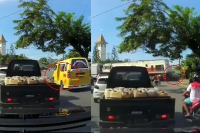 Viral Detik-detik Angkot Tertabrak Kereta Api di Medan, 4 Orang Tewas & Sopir Diamuk Massa