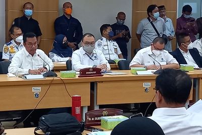 Kecelakaan Terus, DPRD DKI Desak 3 Direktur Transjakarta Dicopot
