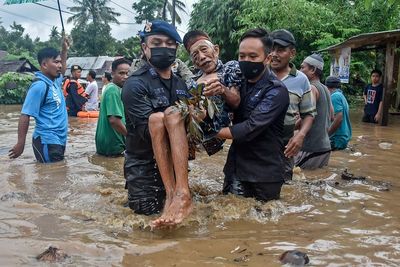 Banjir Luapan Sungai di Lombok Barat, Berikut Foto-fotonya