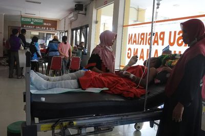 Menko PMK: Keselamatan Korban Erupsi Gunung Semeru Jadi Prioritas