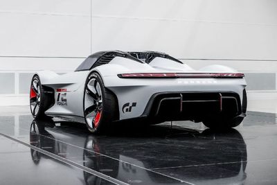 Porsche Pamerkan Konsep Mobil Balap Vision GT untuk Game Gran Turismo 7