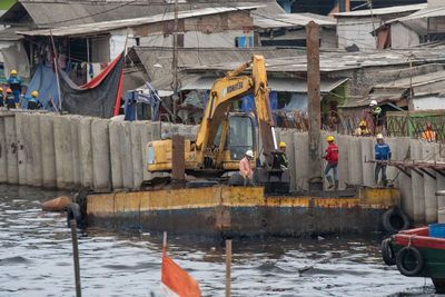 Tangani Banjir Rob, Pemprov DKI Lanjutkan Proyek Tanggul NCID