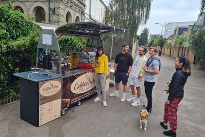 Gerai Kopi Ini Sukses Menjual Kopi Khas Indonesia di London