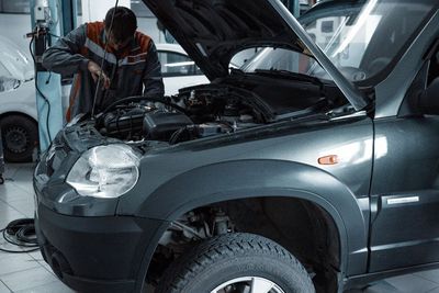 Rentan Alami Karat dan Korosi, Ini Tips Merawat Mobil di Tengah Musim Hujan