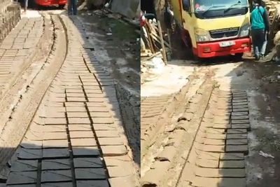 Pengrajin Capek-capek Susun Batu Bata untuk Dijemur, Malah Dilindas Truk Sebelum Kering