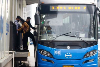 DPRD Desak Pencopotan Direksi PT Transjakarta, Ini Respons Wagub DKI